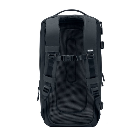 Incase DSLR Pro Pack Navy Blue DSLR Camera Backpack